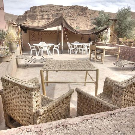 Maison Restaurant Amazigh Annex Ait Ougliff Extérieur photo